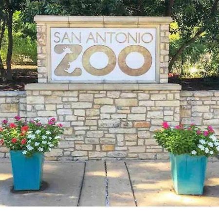 Private Hot Tub3Bd2Ba 2 Miles To Sa River Walk San Antonio Eksteriør billede