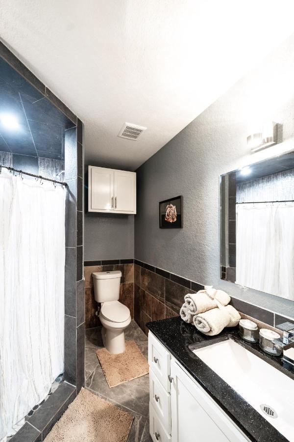 Private Hot Tub3Bd2Ba 2 Miles To Sa River Walk San Antonio Eksteriør billede