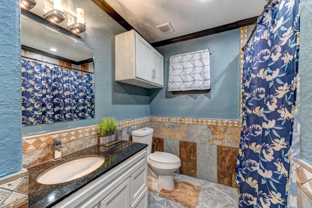 Private Hot Tub3Bd2Ba 2 Miles To Sa River Walk San Antonio Eksteriør billede