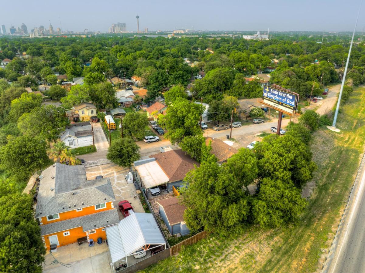 Private Hot Tub3Bd2Ba 2 Miles To Sa River Walk San Antonio Eksteriør billede