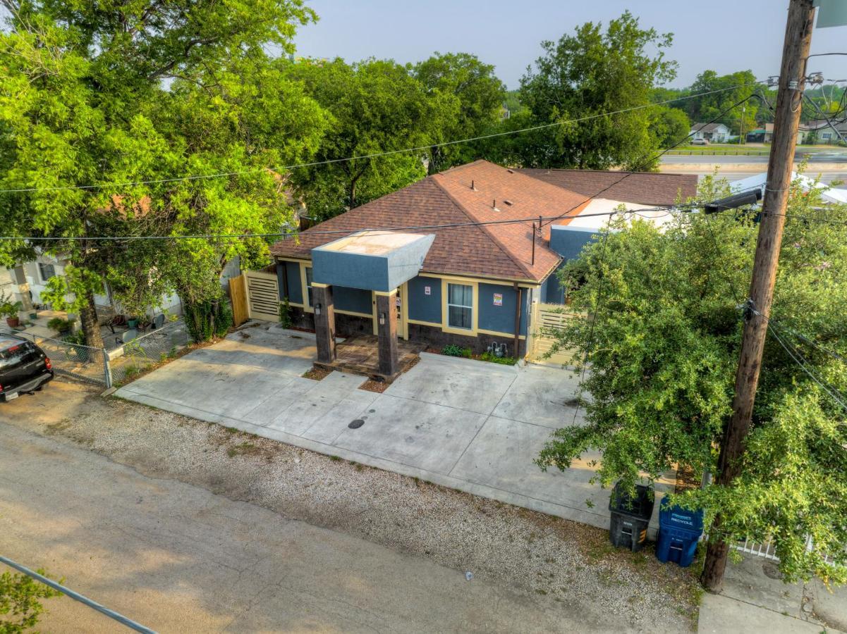 Private Hot Tub3Bd2Ba 2 Miles To Sa River Walk San Antonio Eksteriør billede